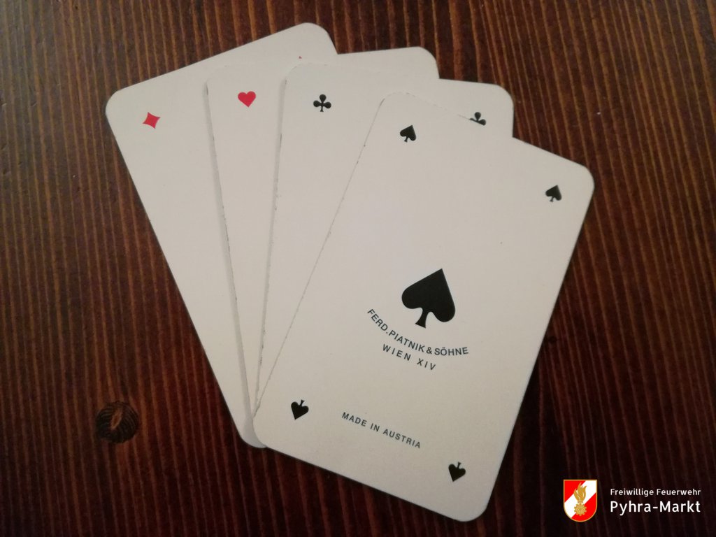 Foto: Vier Spielkarten (Asse)